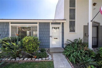 Building Photo - 8231 Deerfield Dr