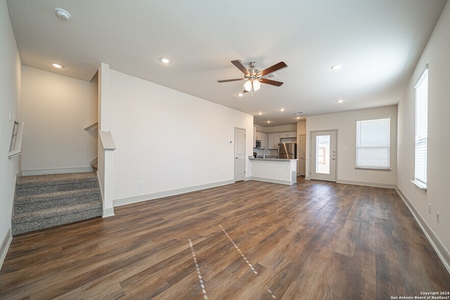 Building Photo - 10216 Eaglewood Nook
