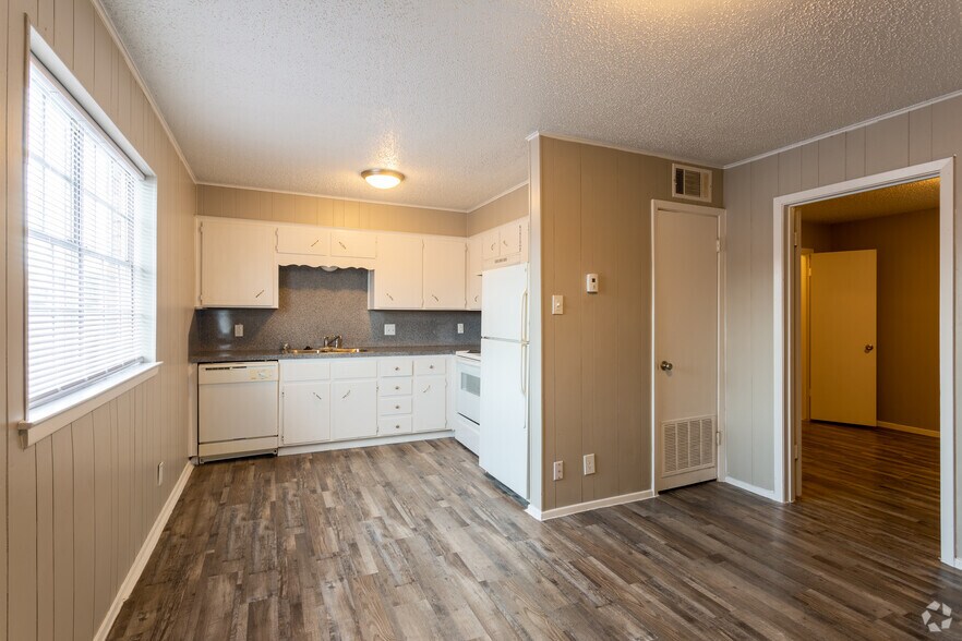 Brickstone Villas 2812 Lake Rd Killeen TX 76543 Apartment Finder