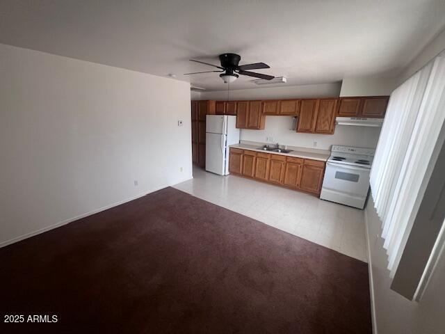 Building Photo - 4015 N Montezuma Dr