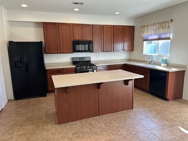 Building Photo - 4-Bed 2-Ba  Single-Story in Menifee – $3,400/mo