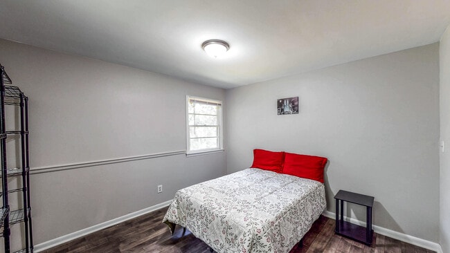 Building Photo - 160 Kittrell Dr SW