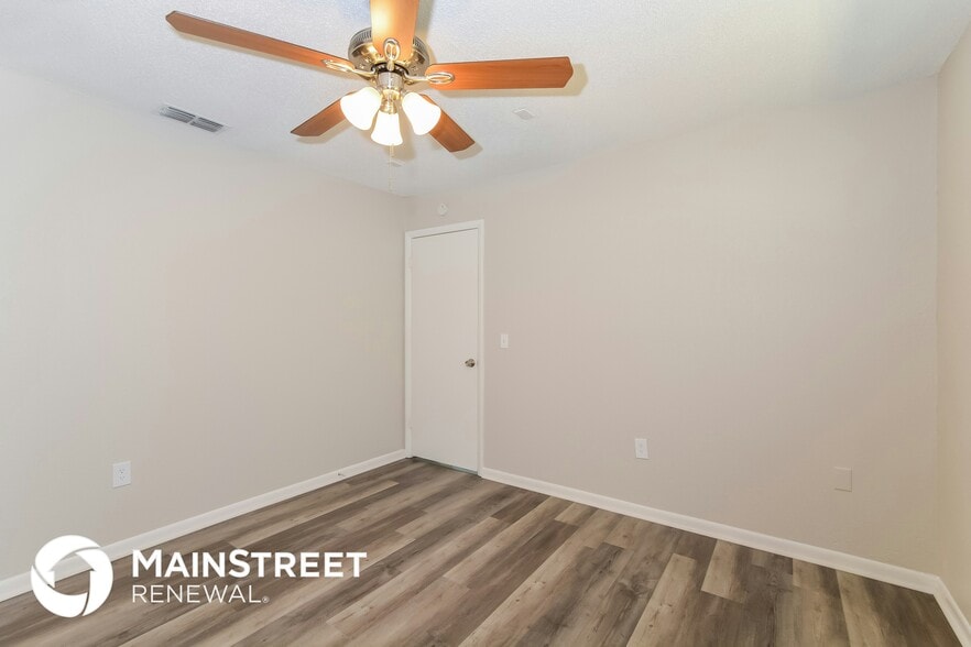 Building Photo - 1870 Tigerwood Ct