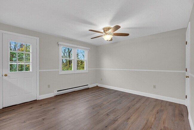 Building Photo - 67 Plantation Rd