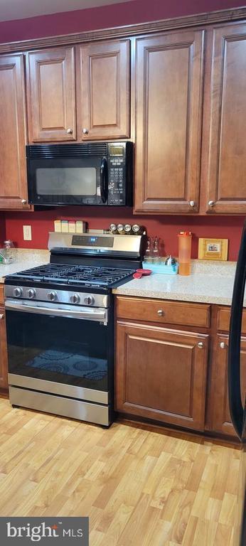 Building Photo - 42219 Black Rock Terrace