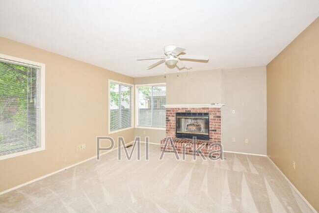 Building Photo - 24809 SE 37th Pl