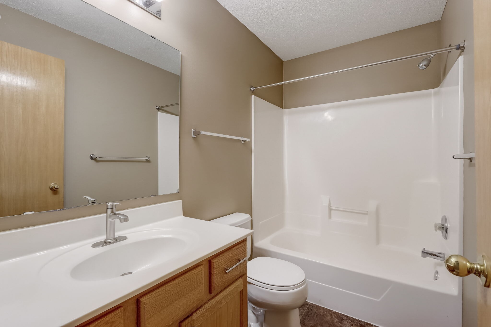 Building Photo - 1222 Bergmann Dr