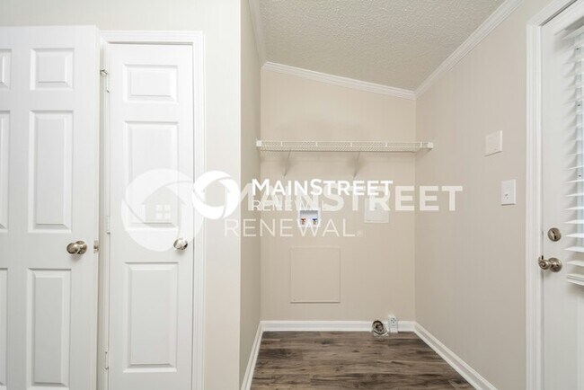 Building Photo - 3 Bedroom Pet-Friendly Home in WAKE FOREST...