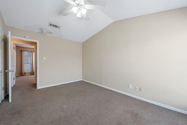 Building Photo - 12400 Brookglade Cir