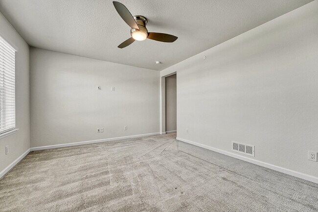 Building Photo - $2,195.95-  3 Bed, 2.5-Bath townhome in CO Springs with Central AC