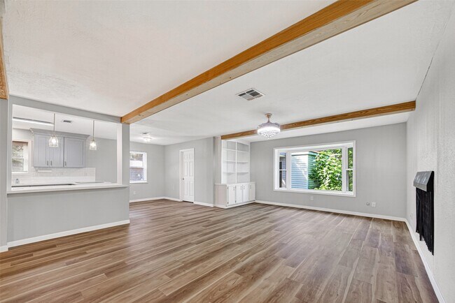 Building Photo - 25503 Foxbriar Ln