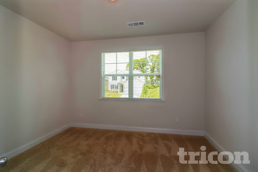 Building Photo - 73 Leyland Ct