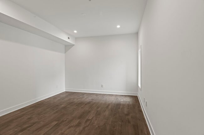 Building Photo - 1244 S 20th St