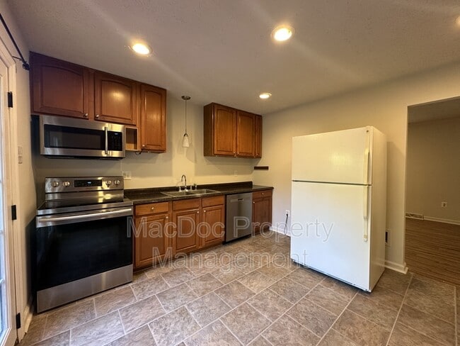 Building Photo - 12235 Pinyon Ln