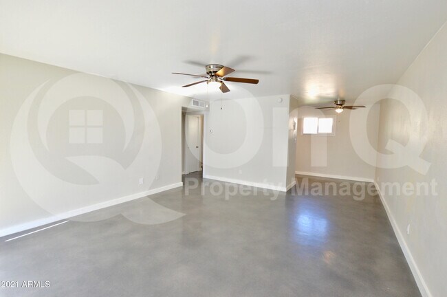 Building Photo - 45 E Lexington Ave