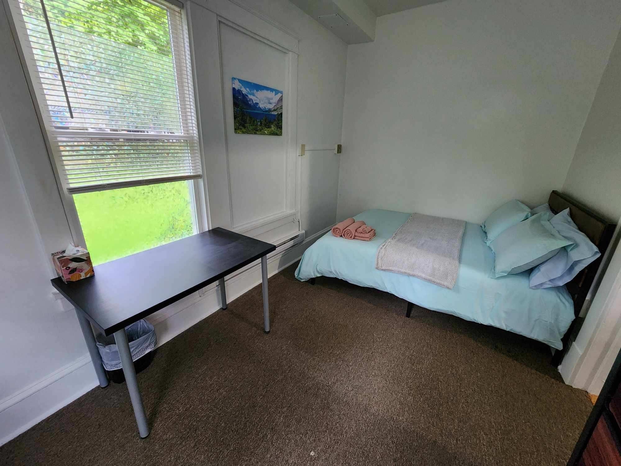 Building Photo - 145 Park Ave