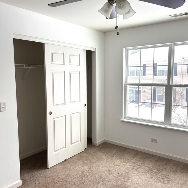 Building Photo - 9859 Williams Dr