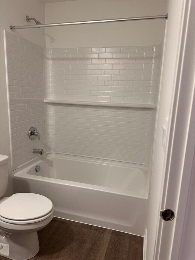 Building Photo - 2270 Barbera Dr