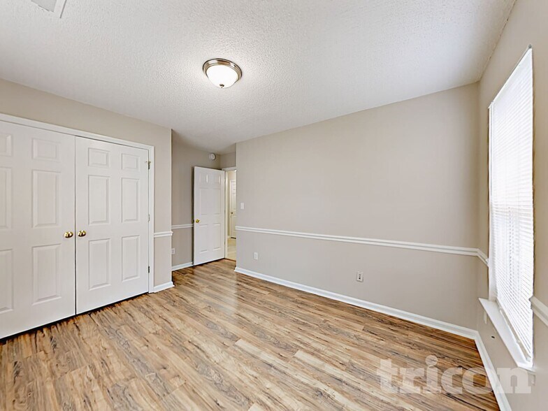 Building Photo - 4626 Falcon Chase Dr SW