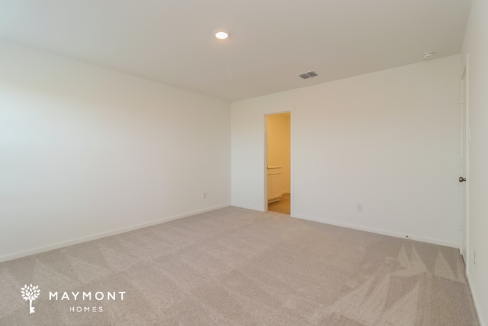 Building Photo - 3052 Titan Spgs Dr