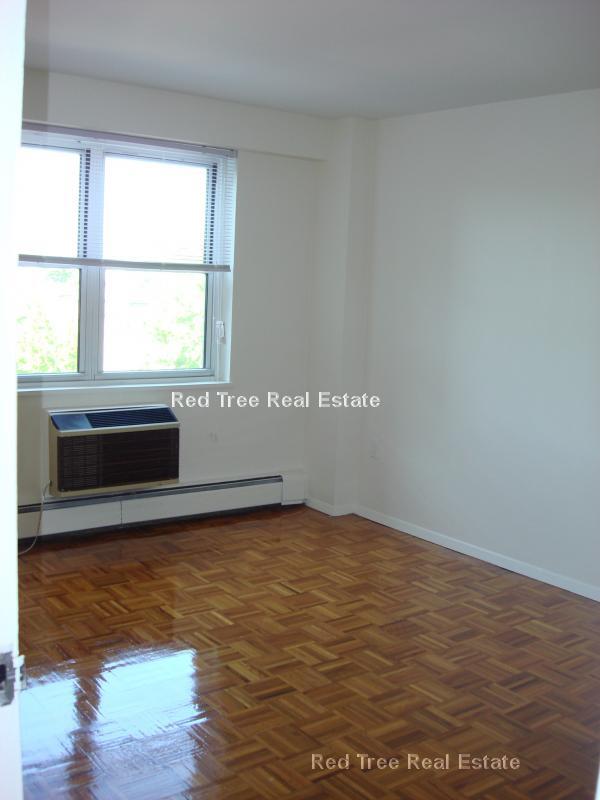 Building Photo - 185 Freeman St