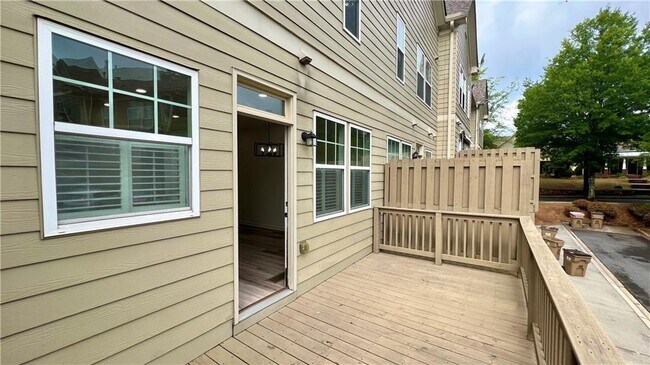 Building Photo - 4363 Grove Field Park NW