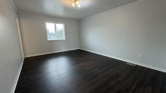 Building Photo - 36868 Melbourne Dr