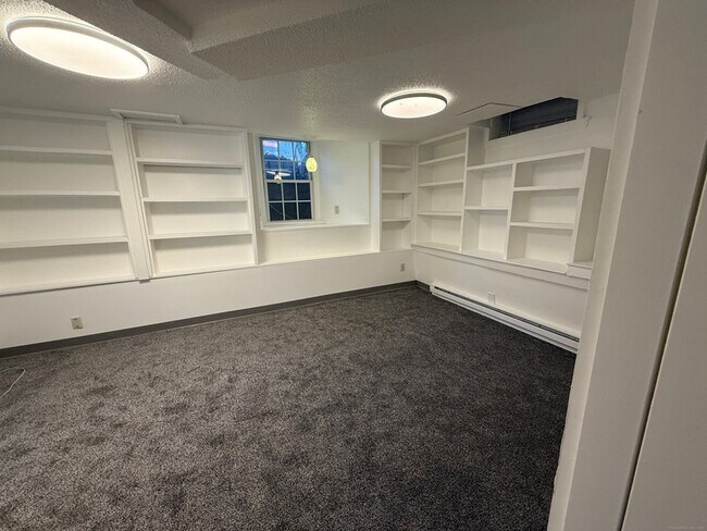 Building Photo - 1 Stetson St