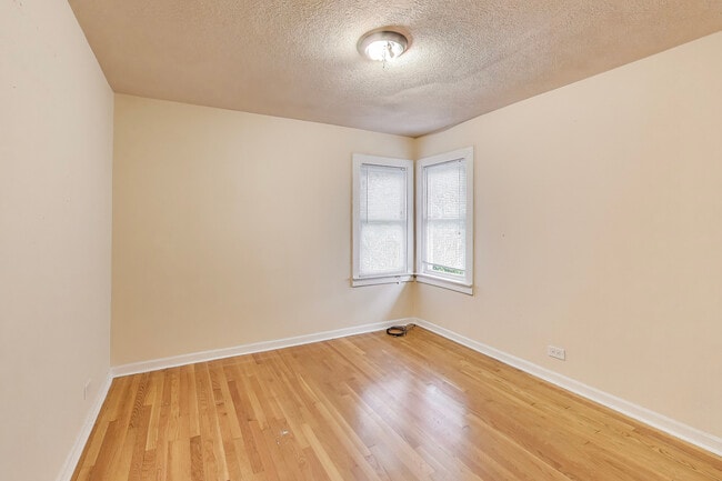 Building Photo - 2537 S Scott St