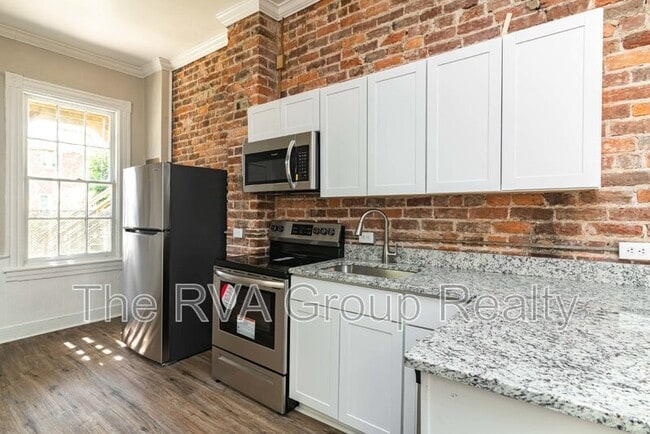 Building Photo - 609 N 27th St