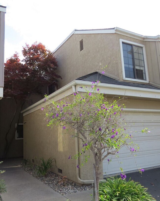 Building Photo - 2 br, 2.5 bath House - 842 Huasna Road