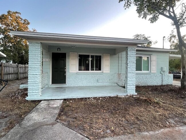 Primary Photo - 3414 W Ballast Point Blvd