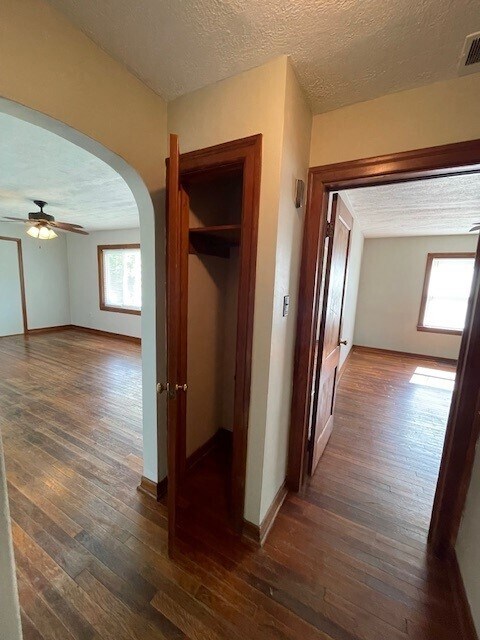 Hall closet in between LR and bedrooms - 1409 N Woodburn Ave