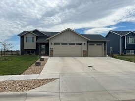 Building Photo - 605 Ballista Blvd