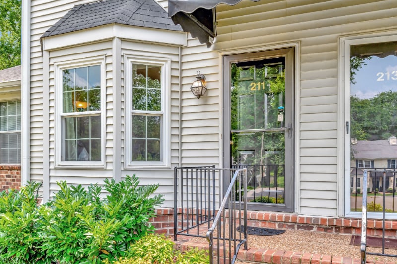 Building Photo - 211 Brattlesboro Pl