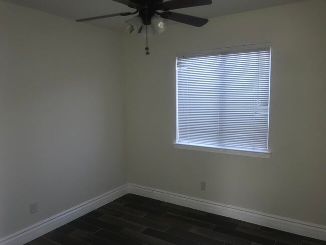 Building Photo - 12720 Lorenzo Frias Ct