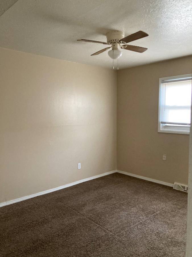 Building Photo - 7560 Mentor Ave