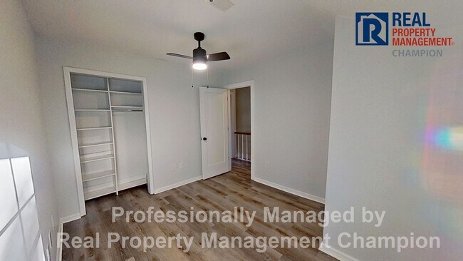 Building Photo - Beautifully Updated Home Featuring Fenced Yard and Hot Tub