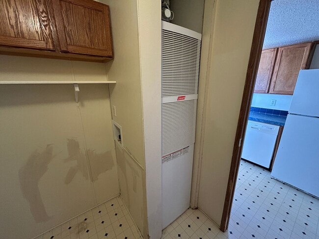 Building Photo - 3 Bed 2 Bath Updated Mobile Home w/ Fenced Yard & Many Amenities