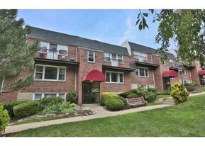 Building Photo - 6901 Valley Ave