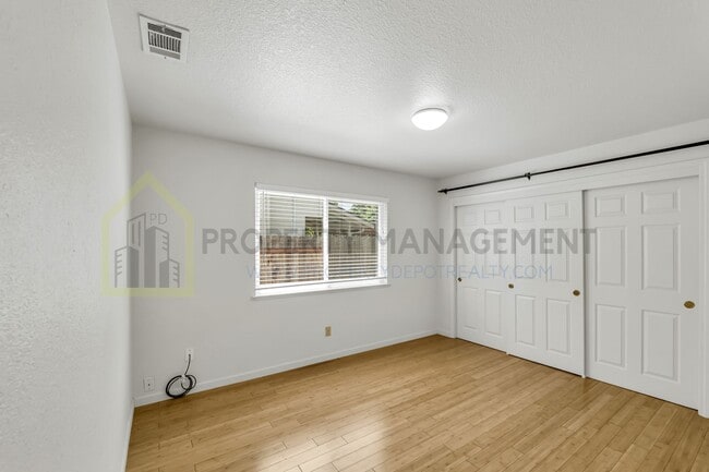 Building Photo - Spacious 4-Bedroom Home for Rent - $2800/m...