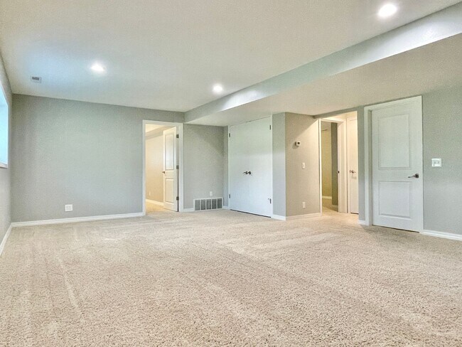Building Photo - 1403 Northridge Dr