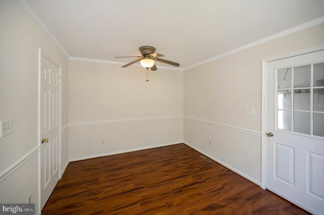 Building Photo - 5063 Tara Dr