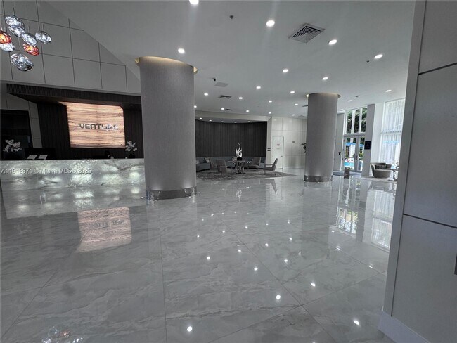 Building Photo - 18800 NE 29th Ave