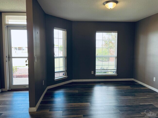 Building Photo - 5498 Keel Dr