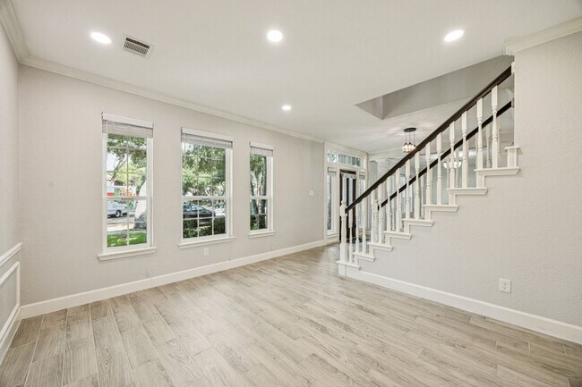 Building Photo - 16802 Willow Bend Ct