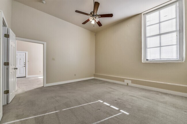 Building Photo - 2309 Harborside Dr