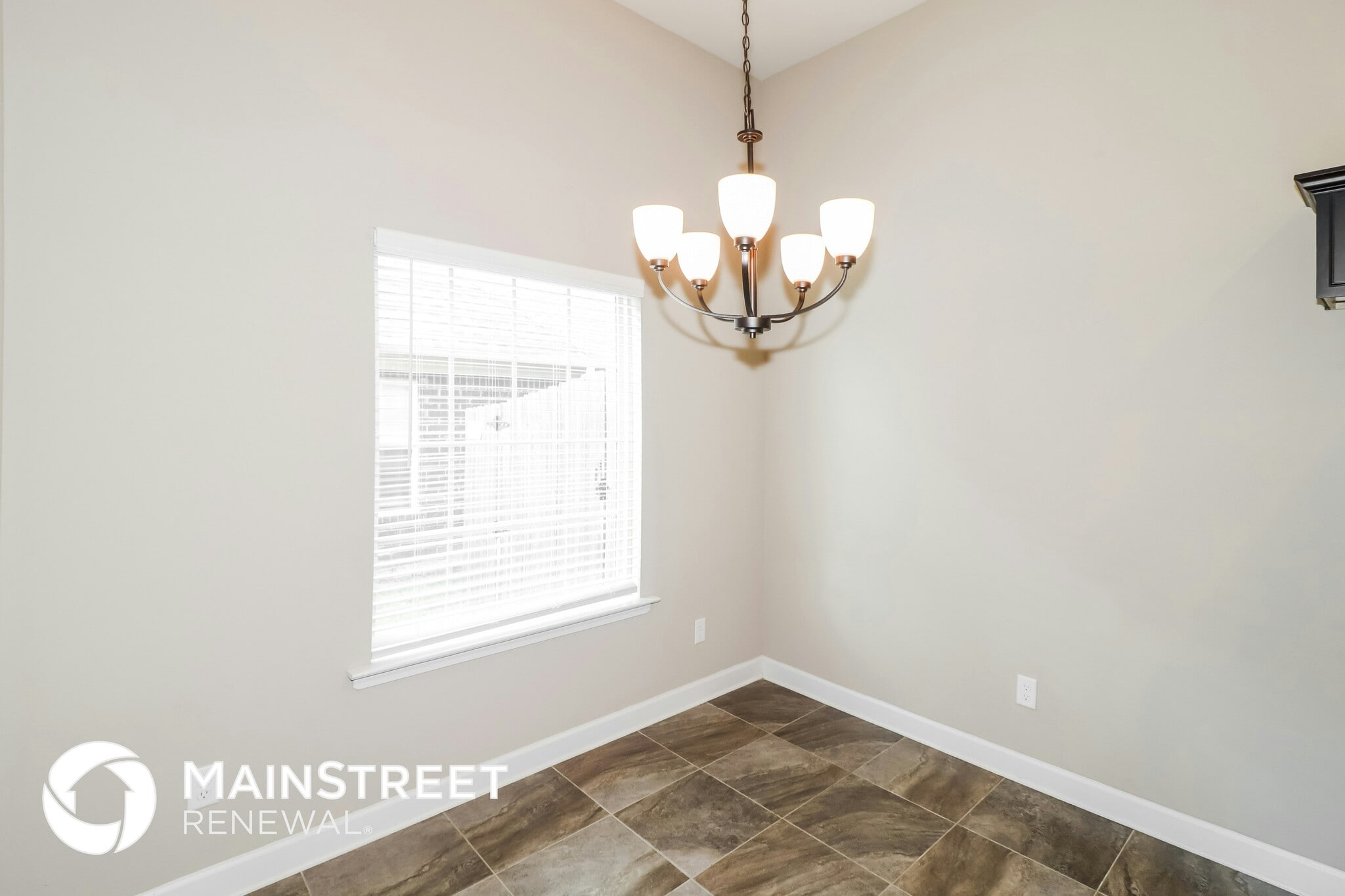 Building Photo - 1385 Switzer Dr