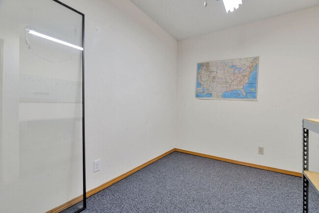 Building Photo - Beautiful 3-bedroom 2 bath Home in Bella V...