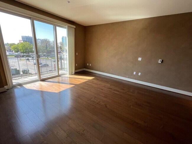 Building Photo - 1556 Brunswig Ln